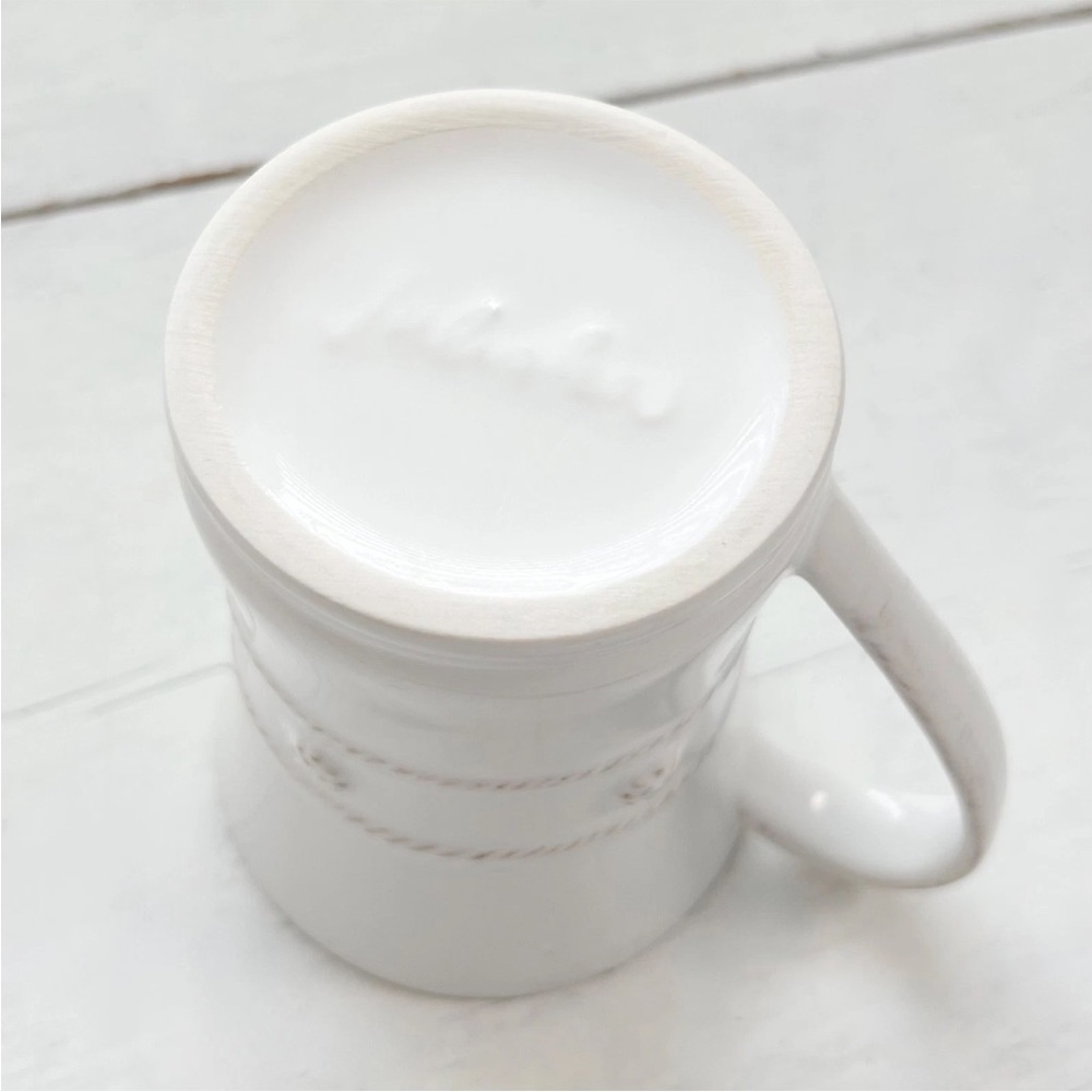 1 Juliska Berry & Thread Whitewash Ceramic Handled Cup Mug Coffee Stoneware Tea - Picture 4 of 8